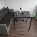 Rooftop Mini Suite #1 -Roof Deck-Luggage Storage