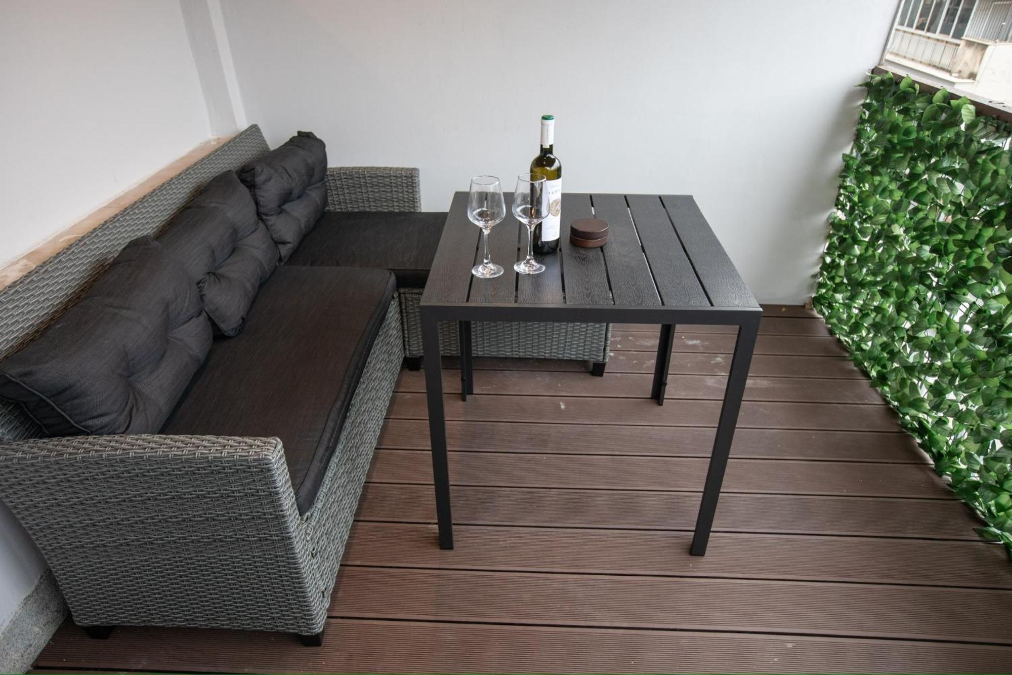 Rooftop Mini #1 -roof Deck-luggage Storage Apartment Thessaloniki